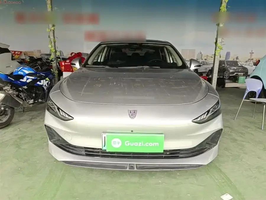 Roewe D7