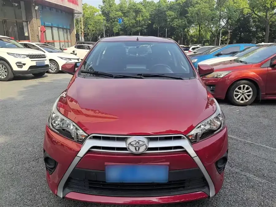 Toyota YARiS L