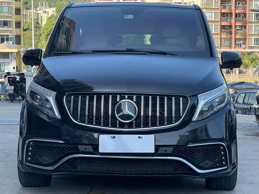 Mercedes Benz Vito