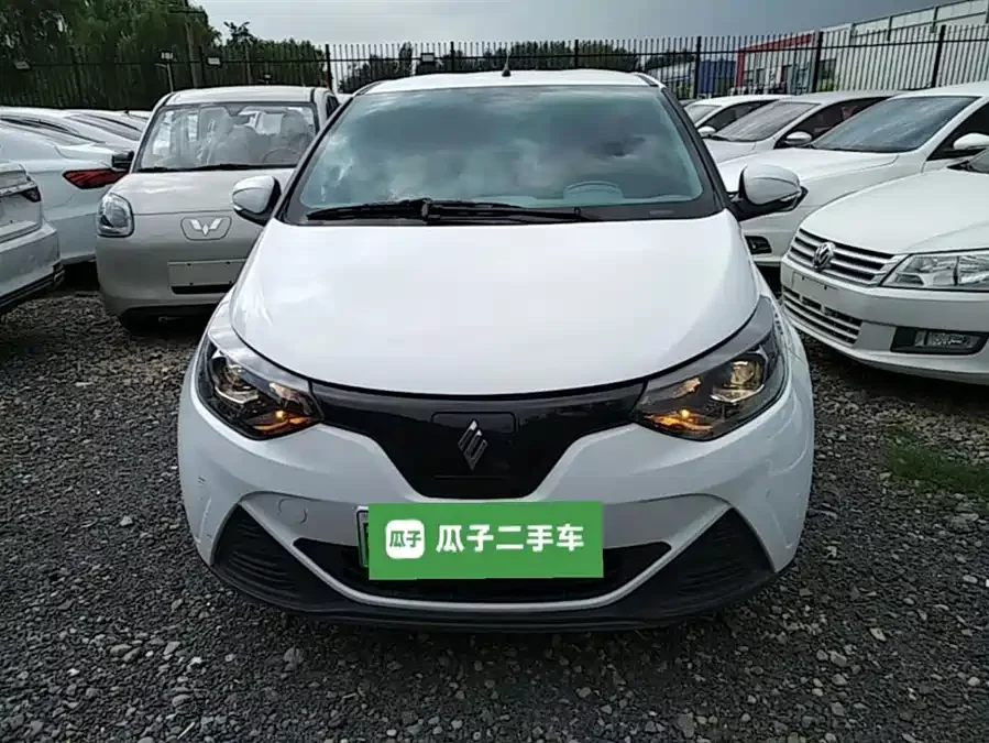 Jiangling Easy EV2
