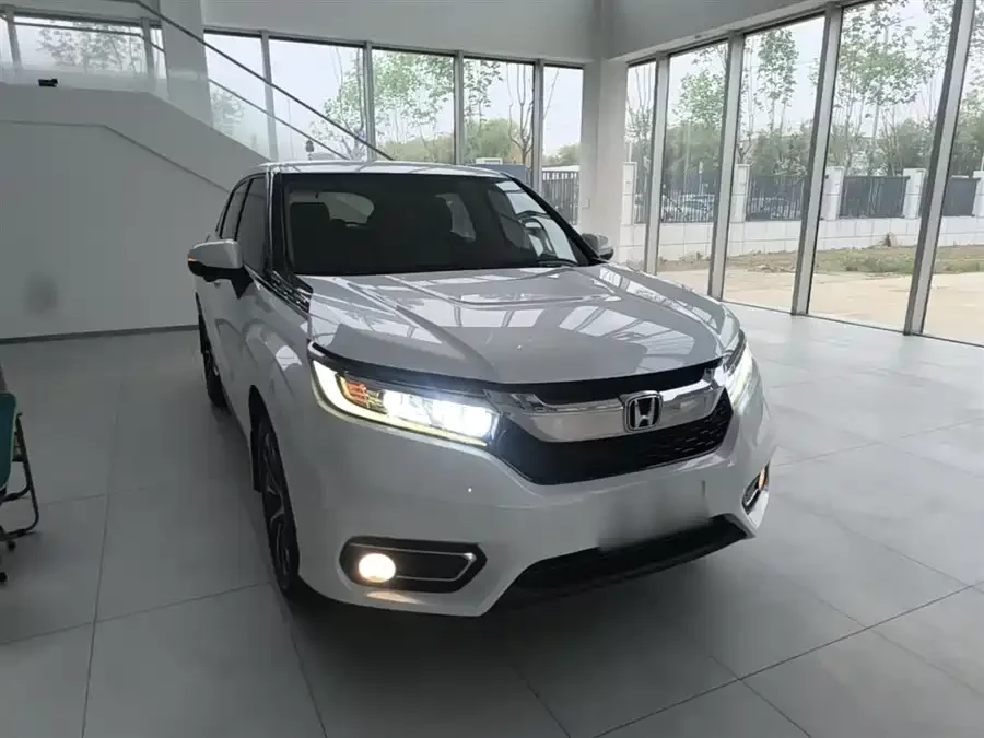 Honda Crown Road