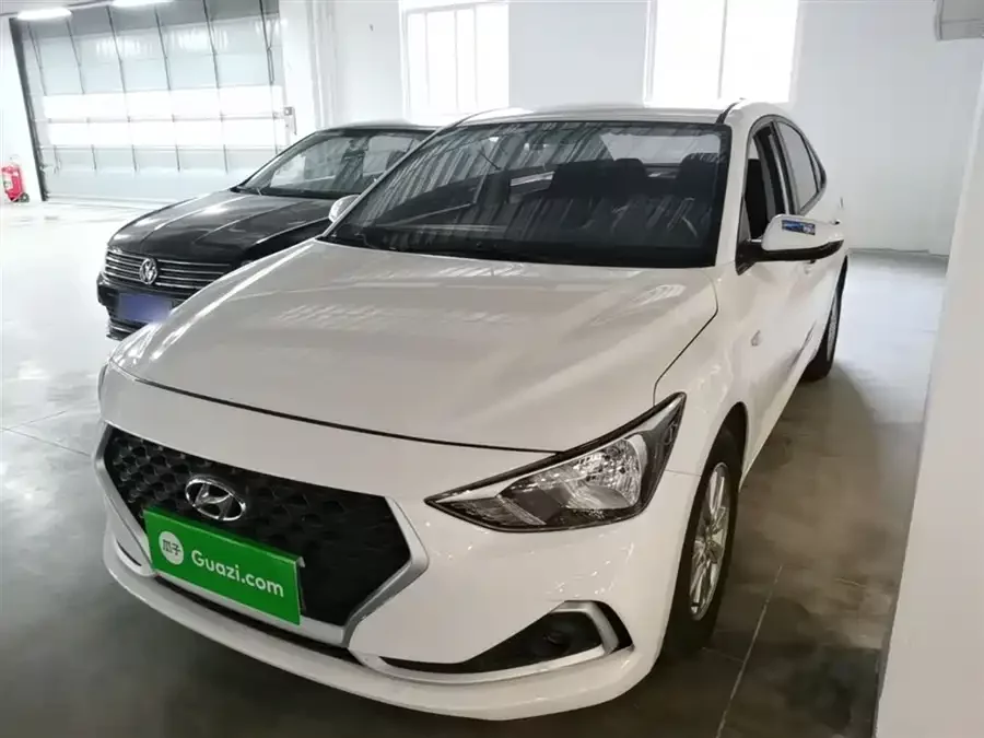 Hyundai Elantra / Celesta