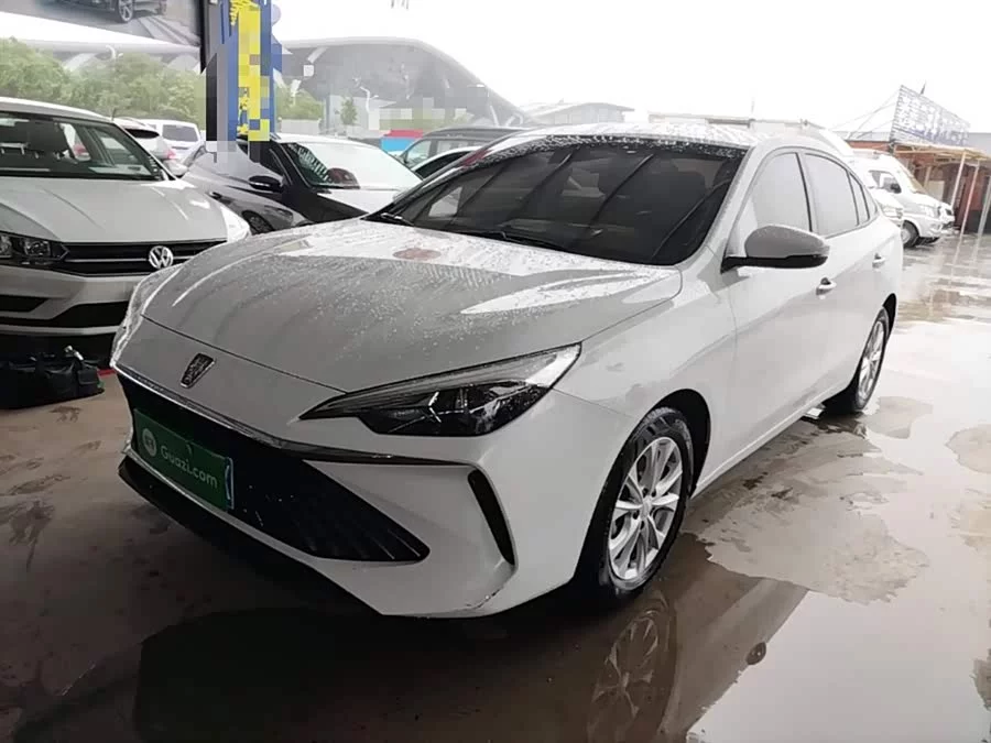 Roewe i5