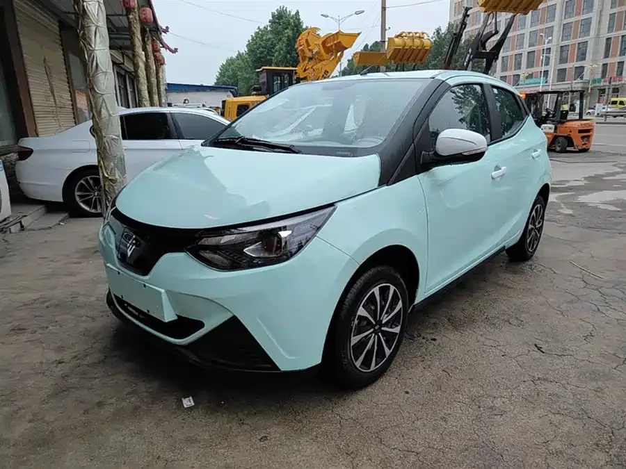 Jiangling Easy EV2