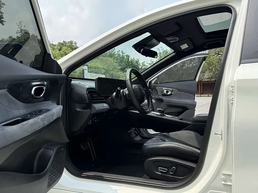 GAC Trumpchi Empow