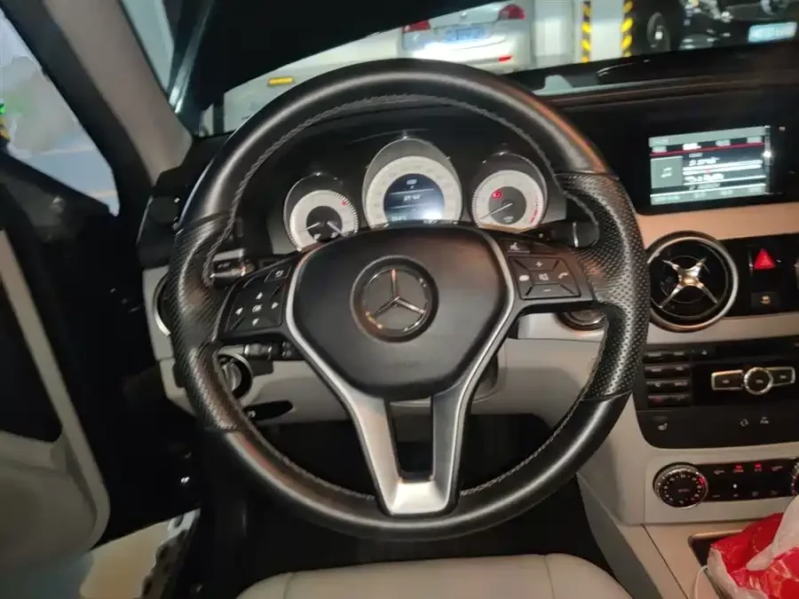Mercedes Benz GLK-Class