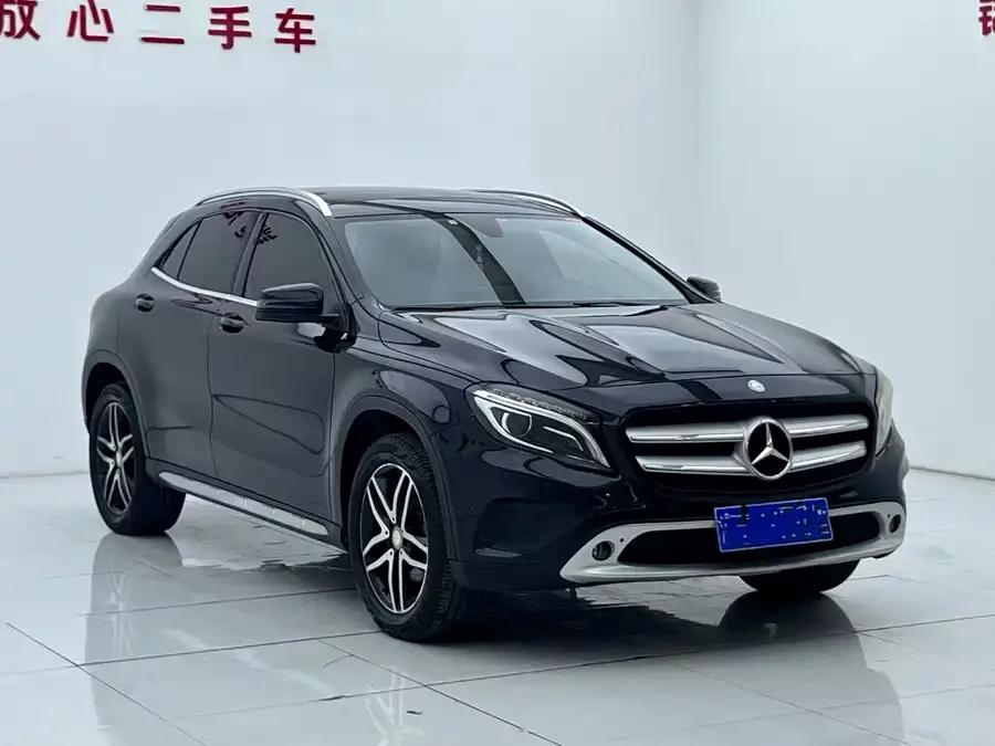 Mercedes Benz GLA