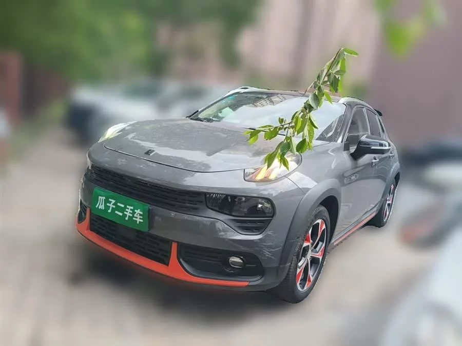 Lynk & Co 02