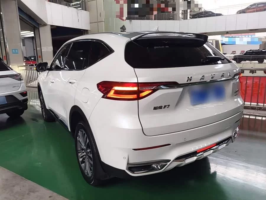 Haval F7
