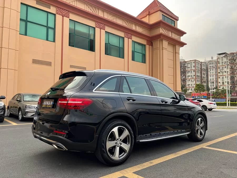 Mercedes Benz GLC