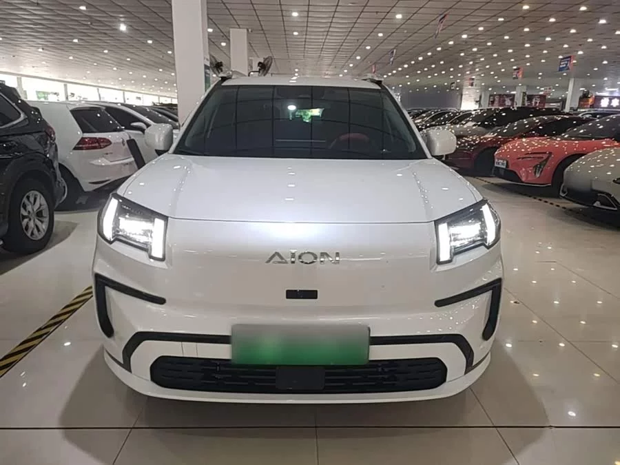 Aion V