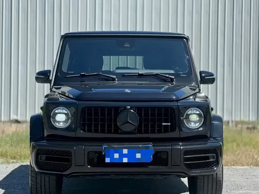 Mercedes Benz G-rated