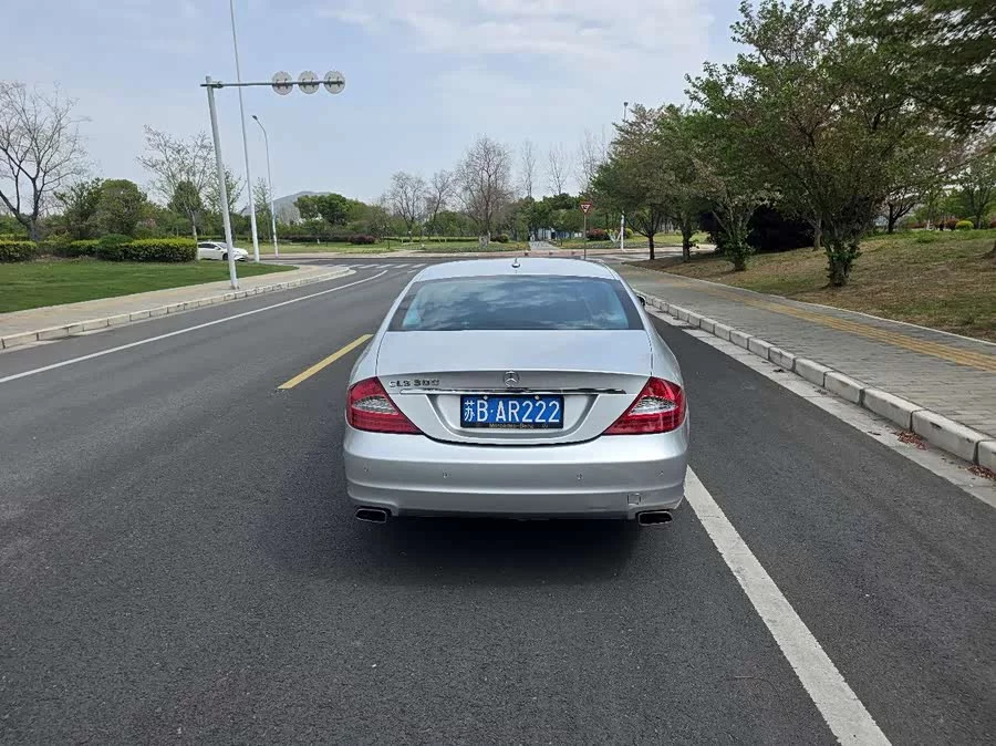 Mercedes Benz CLS