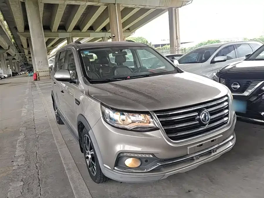 Dongfeng Fengxing SX6