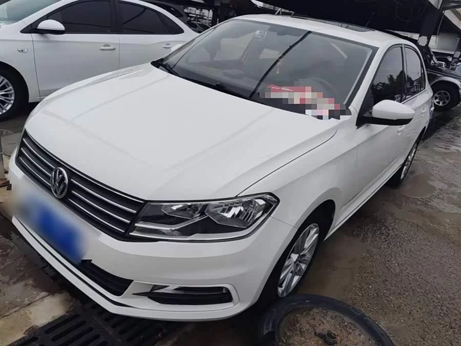 Volkswagen Santana