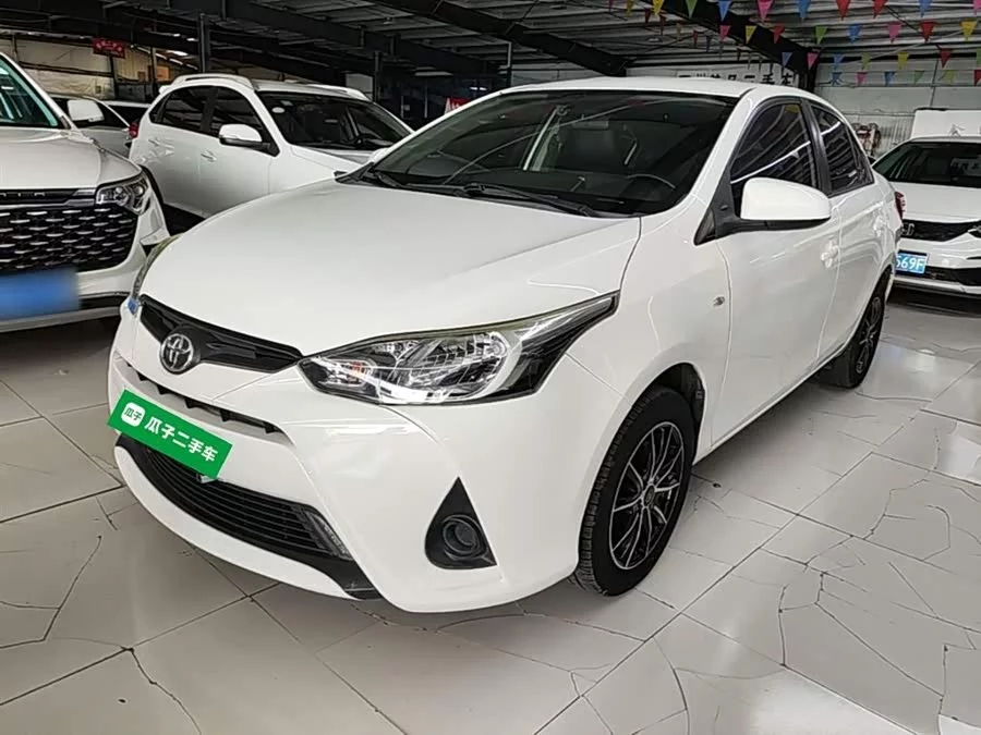 Toyota YARiS L Enjoy
