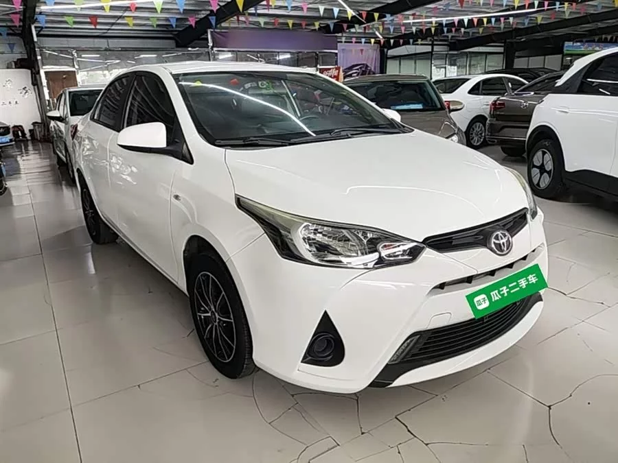 Toyota YARiS L Enjoy