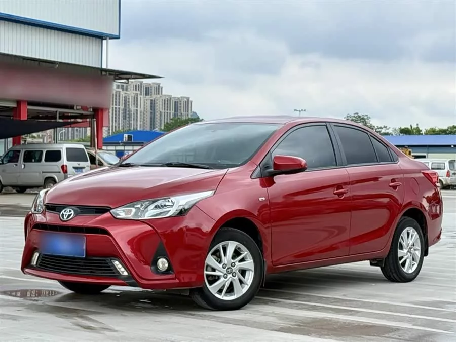 Toyota YARiS L Enjoy