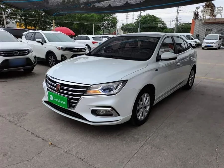 Roewe i5