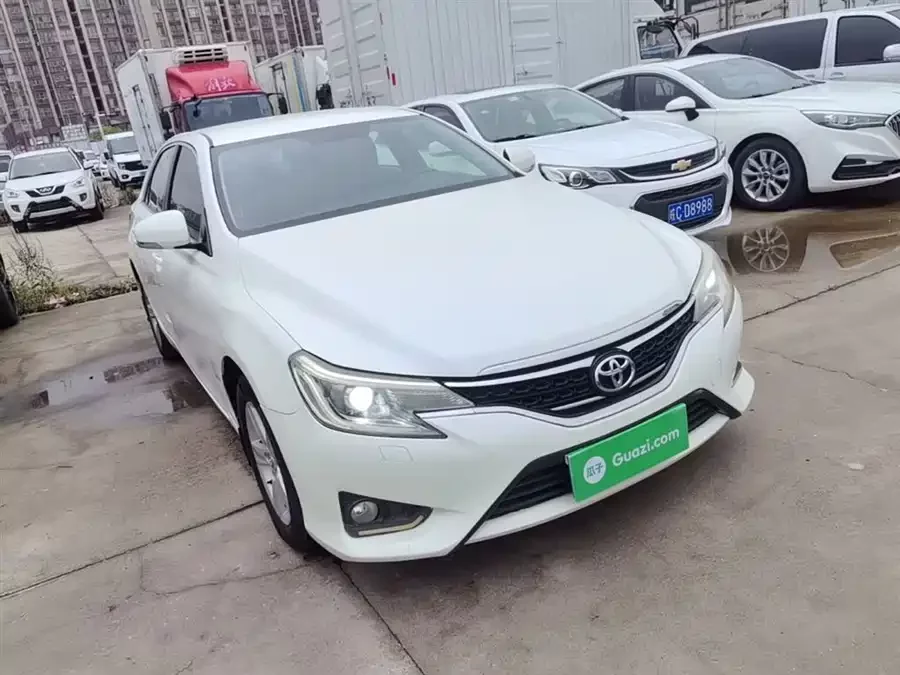 Toyota Reiz