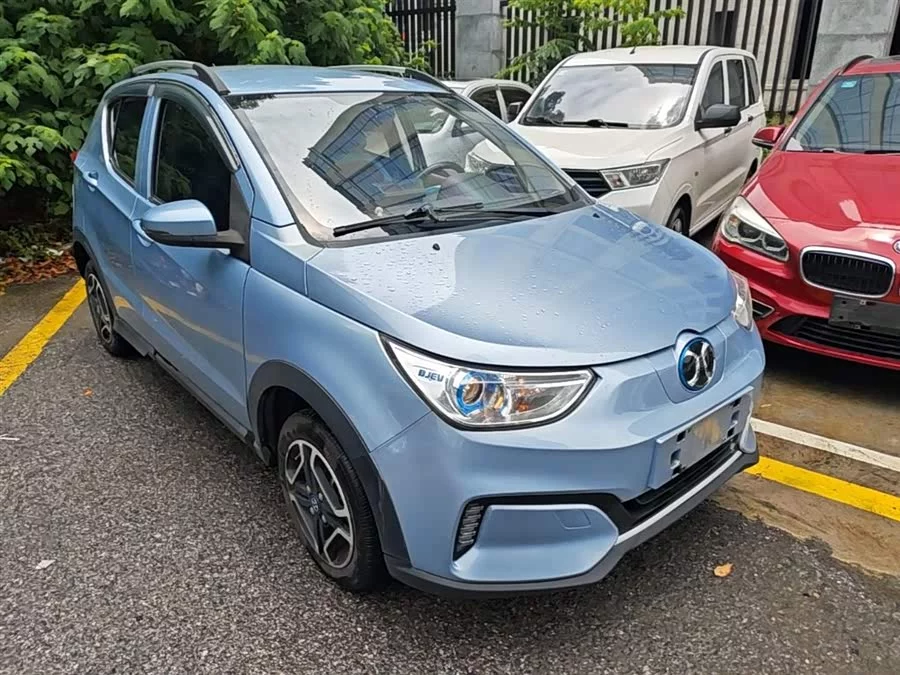 BAIC EC3
