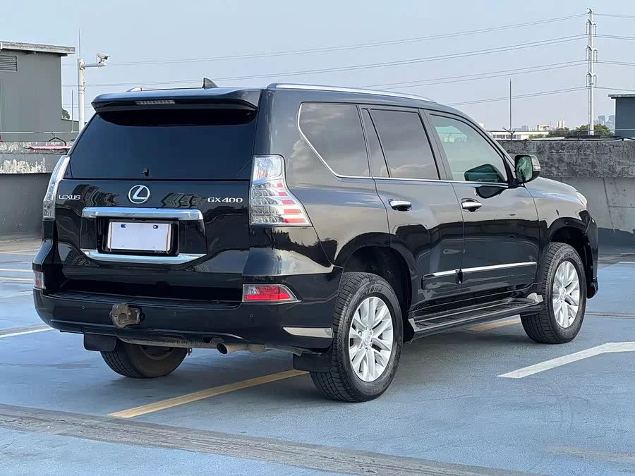 Lexus GX
