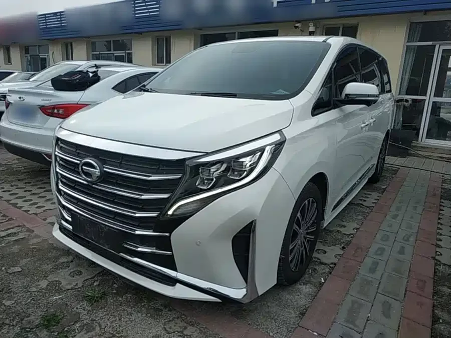 GAC Trumpchi M8