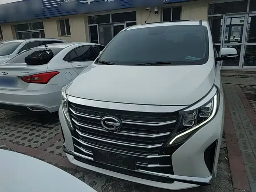 GAC Trumpchi M8