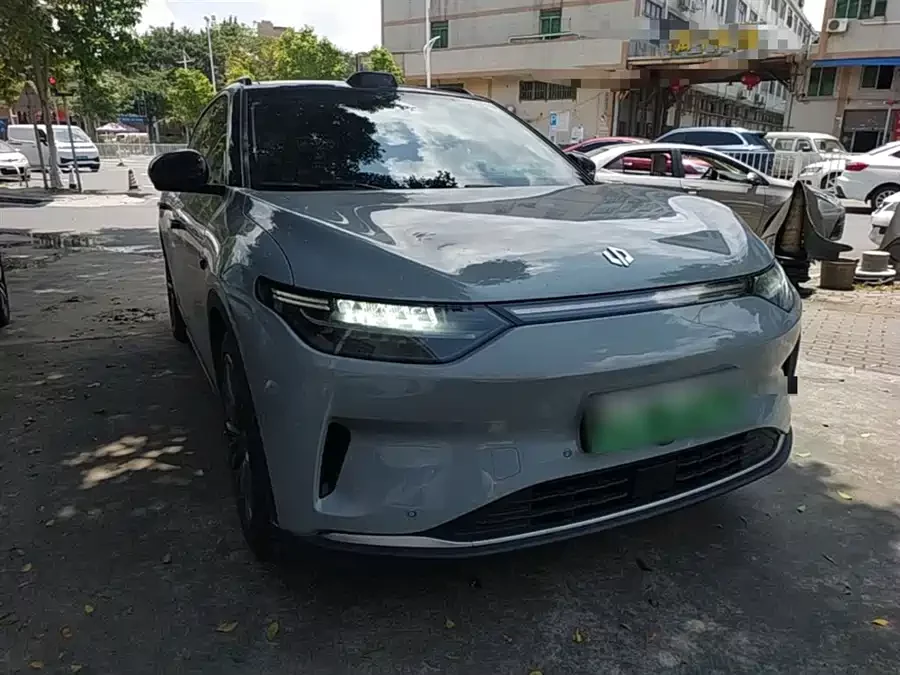 Leapmotor C11