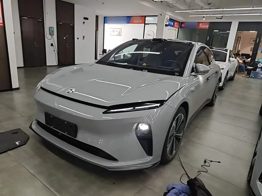 NIO ET5T