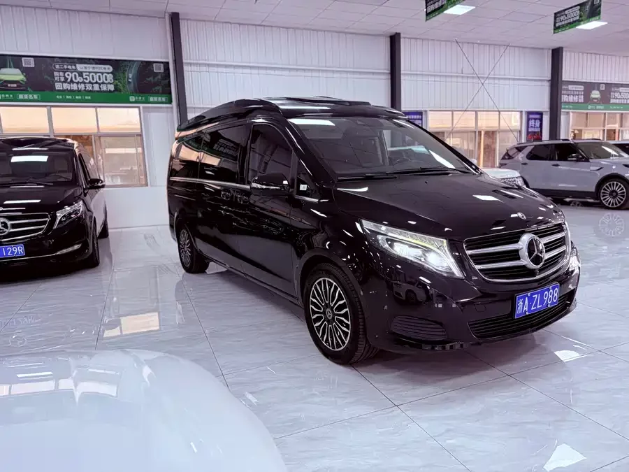 Mercedes Benz Class V