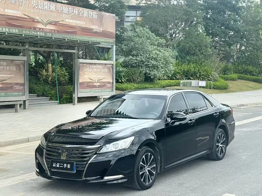 Toyota crown