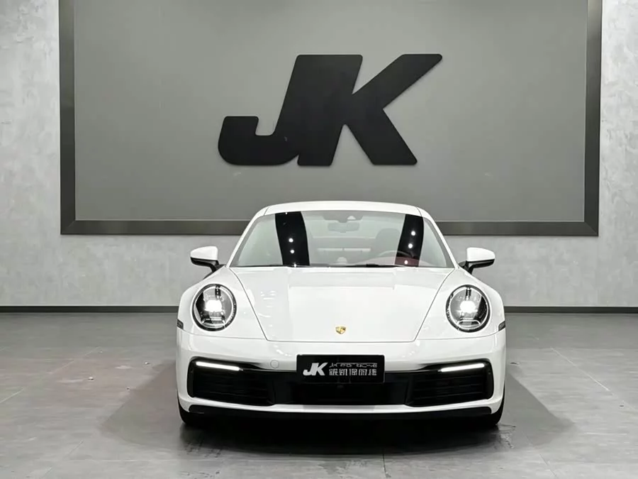 Porsche 911