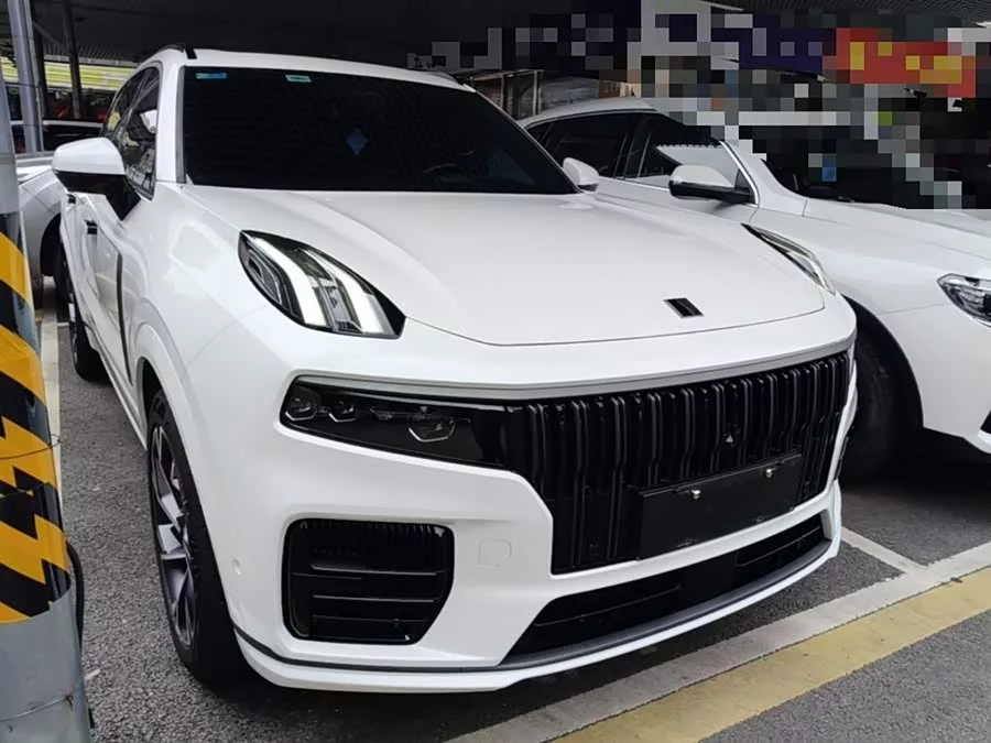 Lynk & Co 09 EM-P