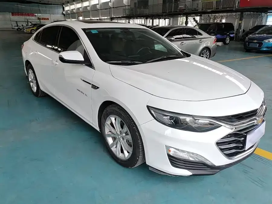 Chevrolet Malibu XL