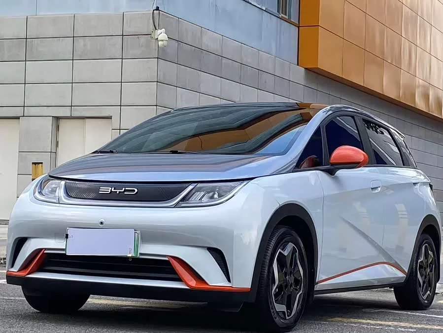 BYD Dolphin