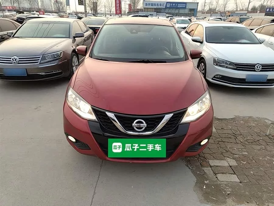 Nissan Tiida