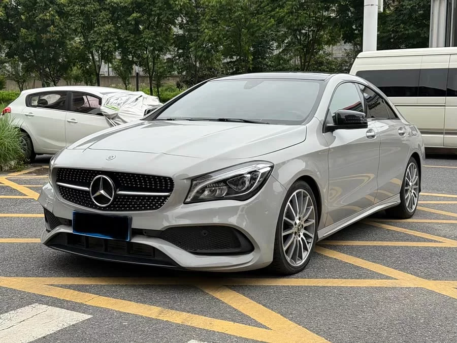 Mercedes-Benz CLA