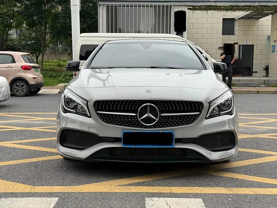 Mercedes-Benz CLA