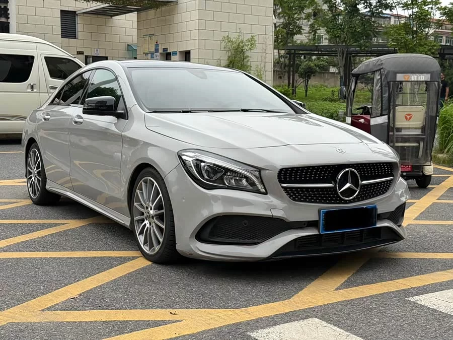 Mercedes-Benz CLA