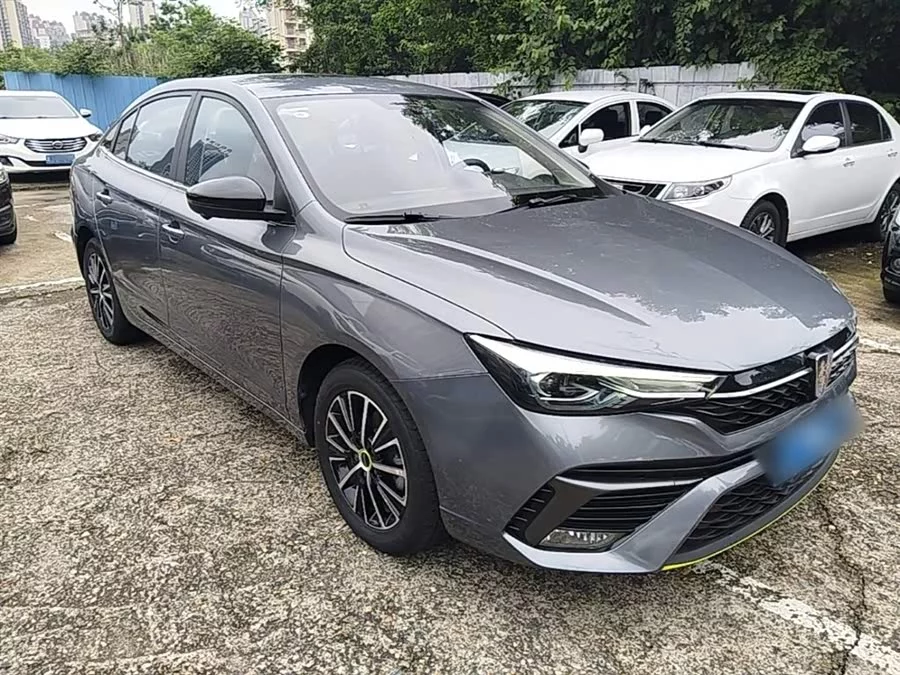 Roewe i5