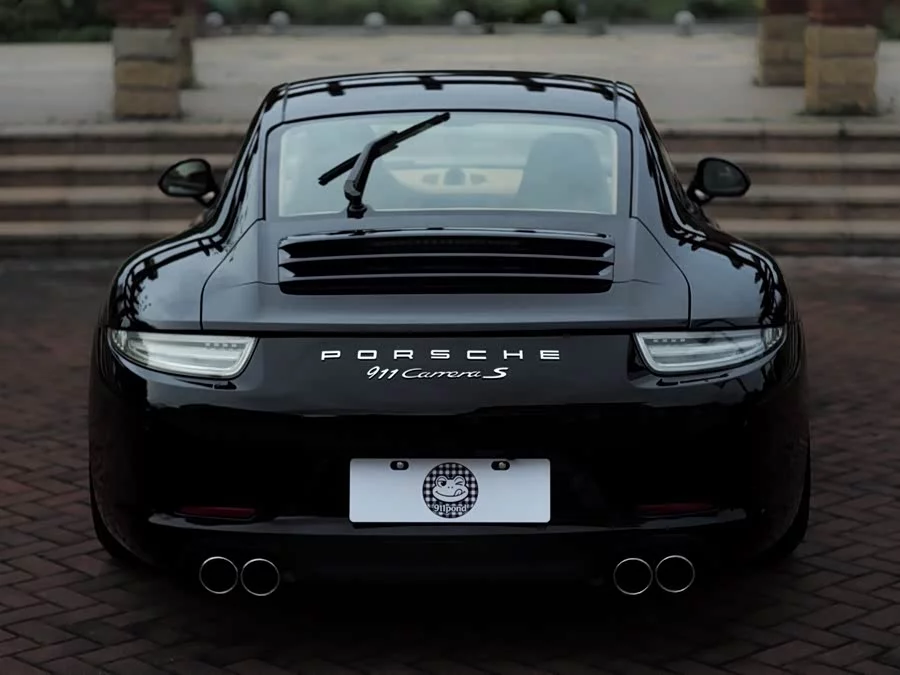 Porsche 911