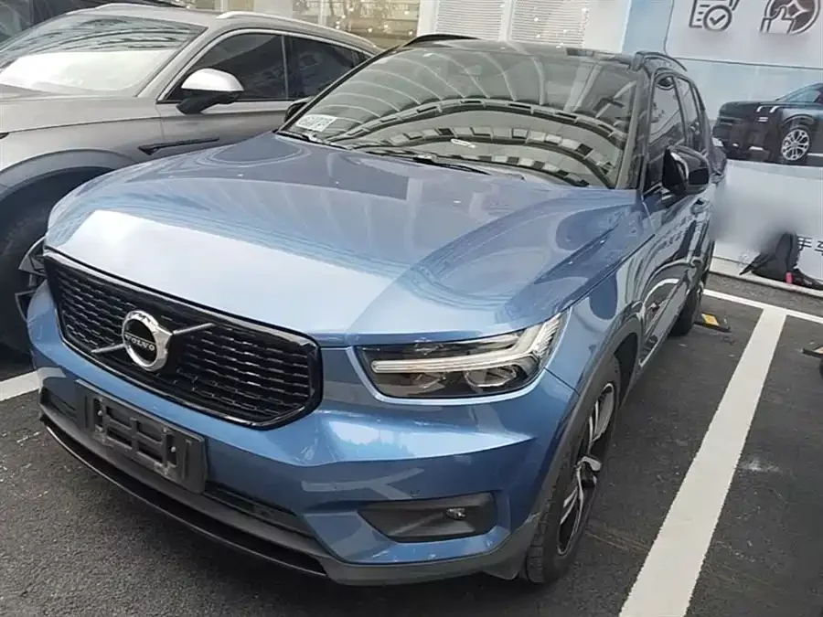 Volvo XC40