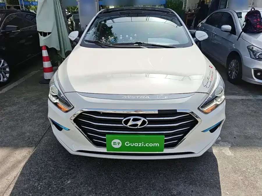 Hyundai Mistra
