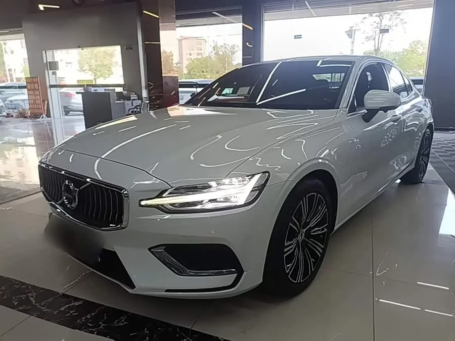 Volvo S60