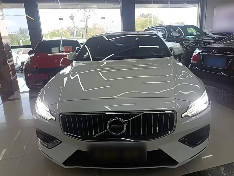 Volvo S60