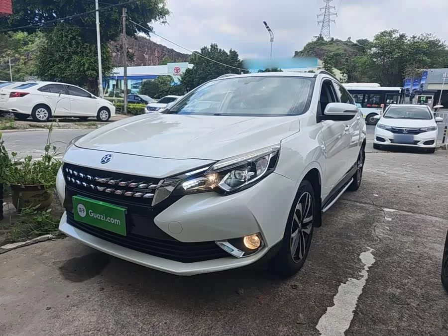 Venucia T90