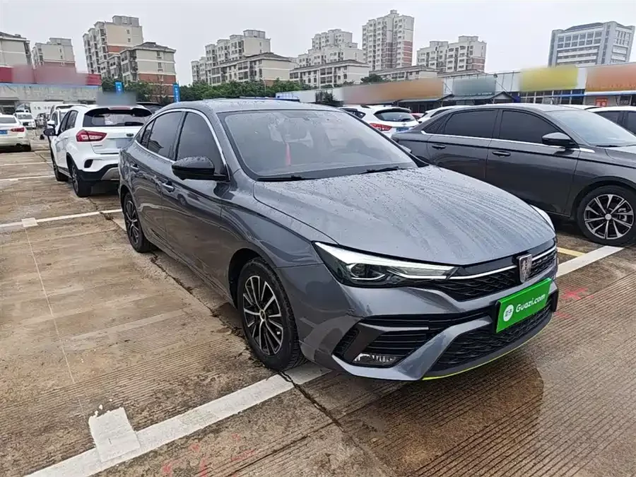 Roewe i5