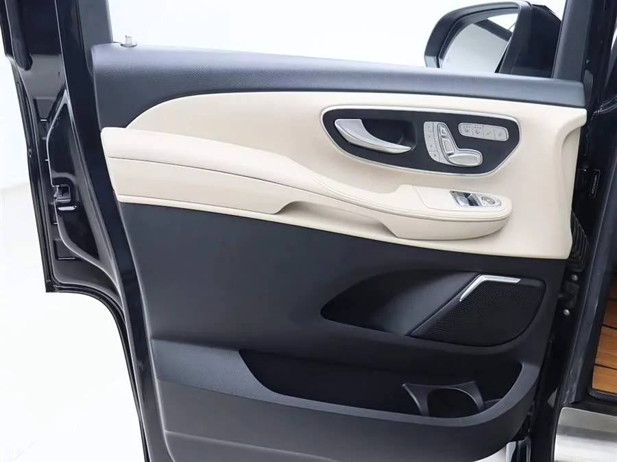 Mercedes Benz Class V