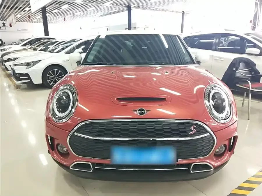 MINI CLUBMAN